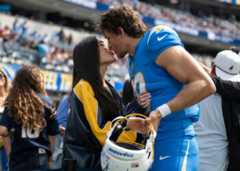Madison Beer y Justin Herbert van a casarse